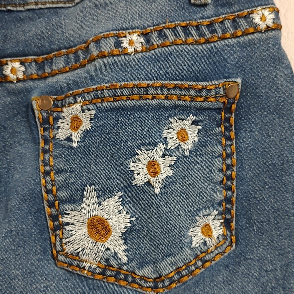 Blue Button Fly Daisy Print Bermuda Denim Shorts - Picture 3 of 4